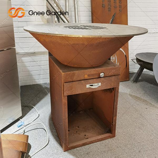 Гриль барбекю Brasero гриля Corten стальной на открытом воздухе ржавчины БАРБЕКЮ друзей семьи стальной