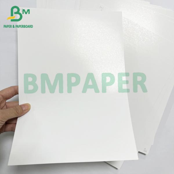 Papier de canapé blanc lisse recyclable pour brochures de magazines