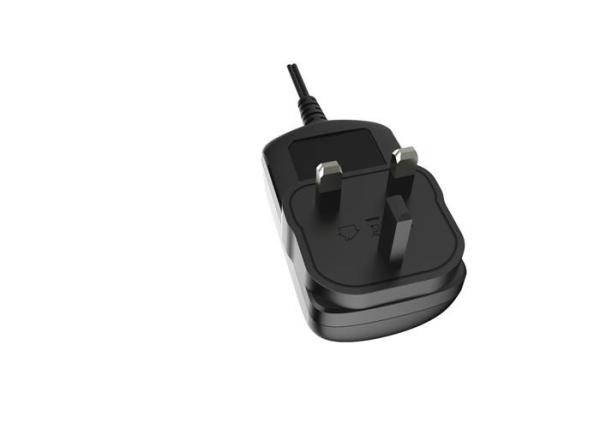 Adaptador universal habilitado do poder 24W de RoHS com a montagem BRITÂNICA da parede do Pin