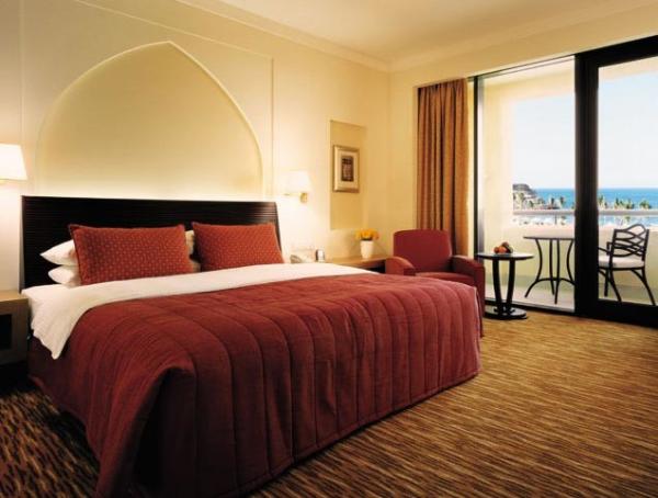 Modern King Size Bedroom Hotel Furniture Set  Luxury In MDF With Cherry Wood Veneer Finish