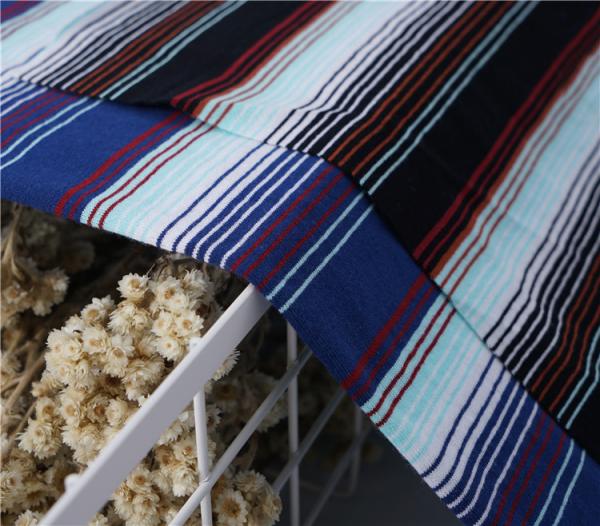 Tecido de malha de algodão 100%, com listras tingidas, para vestuário activo