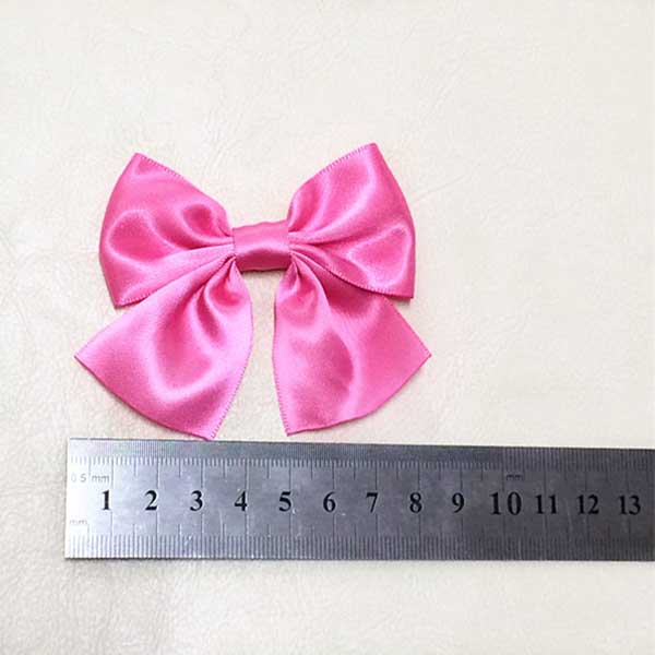 Red Ribbon Bow Crafts Fabric Material 8cm Long Gift Packing Eco - Friendly