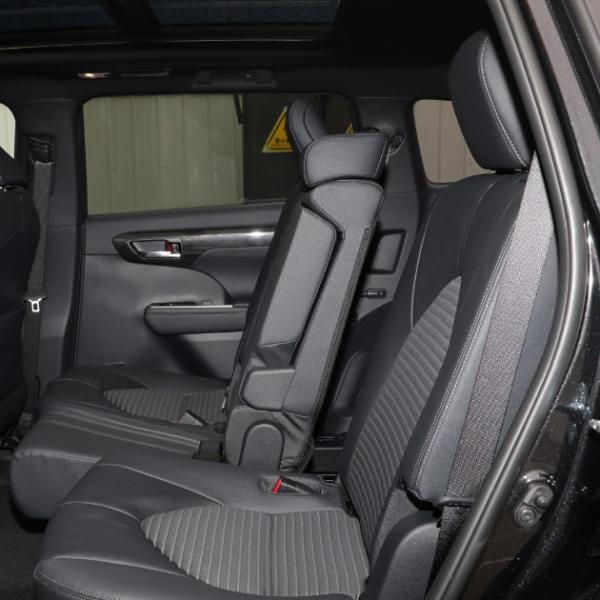 CORONA KLUGER, suv superior de TOYOTA de los asientos de la puerta 7 de la versión 5 del tracción cuatro ruedas de 2.5L HEV