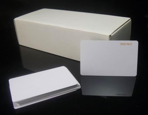 Yellow Store Discount RFID Smart Card / Loyalty Cards For Restaurants