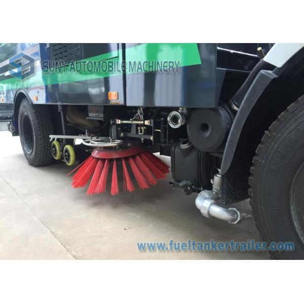 6000L Road Sweeping Vehicle / Street Sweeper Vacuum Truck With Sprinkler