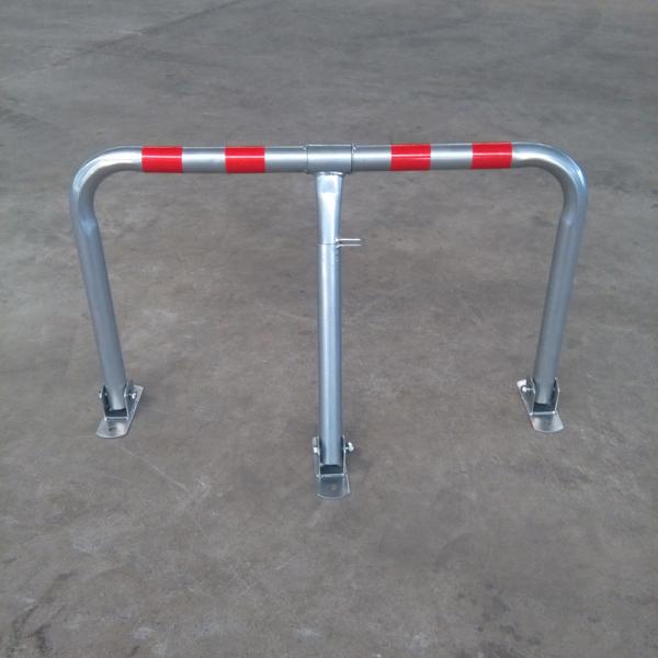 China Manufacturer of 3 Leg Barrier (T209)