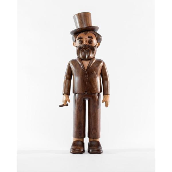 Smooth Surface Wooden Art Sculpture Exhibition For Gallery