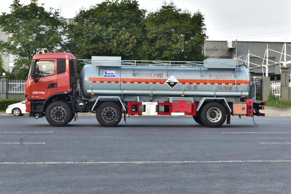 Nitric Acid Chemical Transportation Truck Manual Transmission 6*2 Pure Aluminum Tank Truck