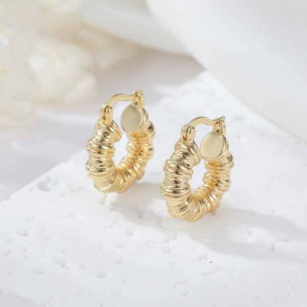 High Fashion Womens Jewellery Chunky 14K Gold Textured Hoop Earrings for Women Girls