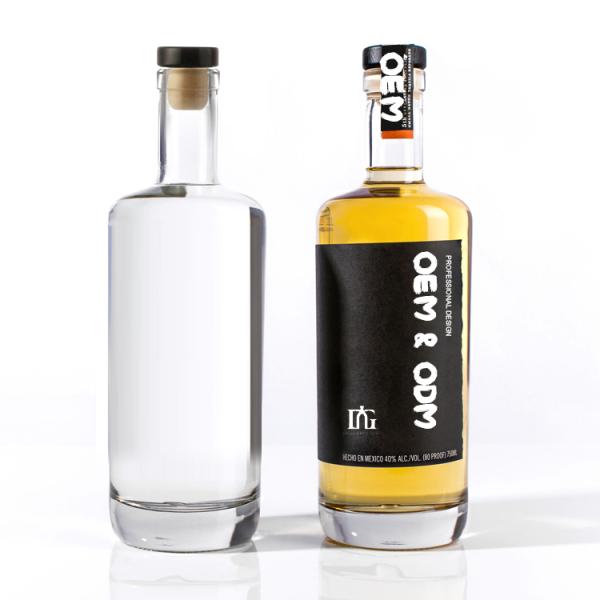 700ml Glass Wine Bottle for Tea Liquors and Beverages Customization
