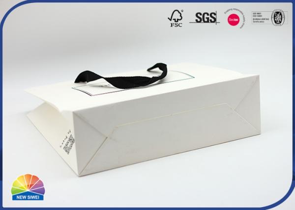 Empacotamento de papel do presente cosmético luxuoso de papel feito sob encomenda da joia dos sacos de compras reciclado