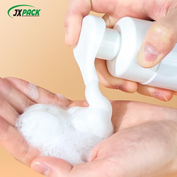 Cosmetic Foam Pump Bottles 200ml Pink PET Foam Bottle With Silicone Brush