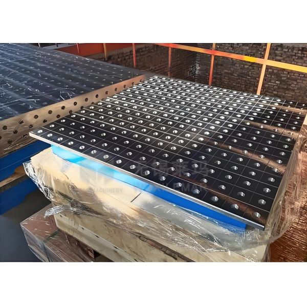 100mm Grid Holes Fixturing Table Q355  D28 2D Large Welding Table