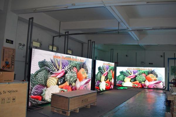 1R1G1B Outdoor Advertising LED Display Billboard Fixed Installation For Advertising