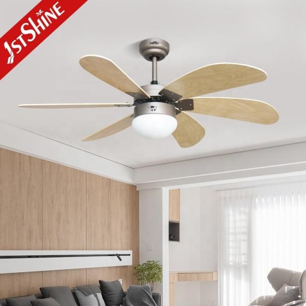 230V/50Hz Voltagem de Entrada Ventilador de teto com cadeia de puxar e Kit de luz LED 1stshine OEM Color