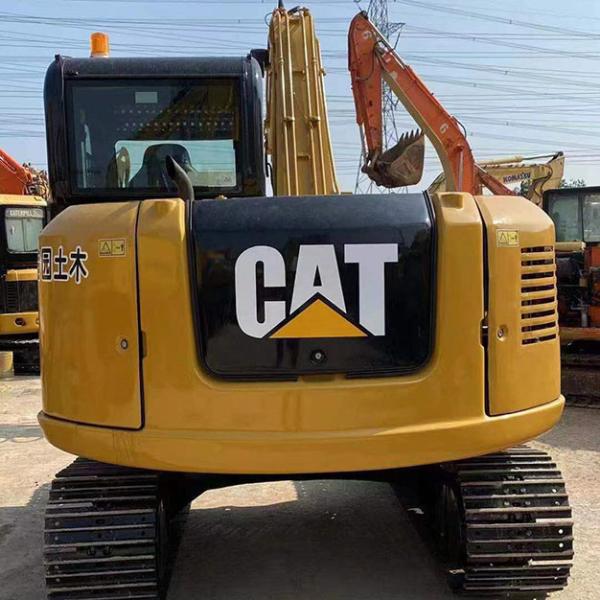 Utilisée 8 tonnes machine d'excavation de chat original du Japon creuser dans l'entrepôt