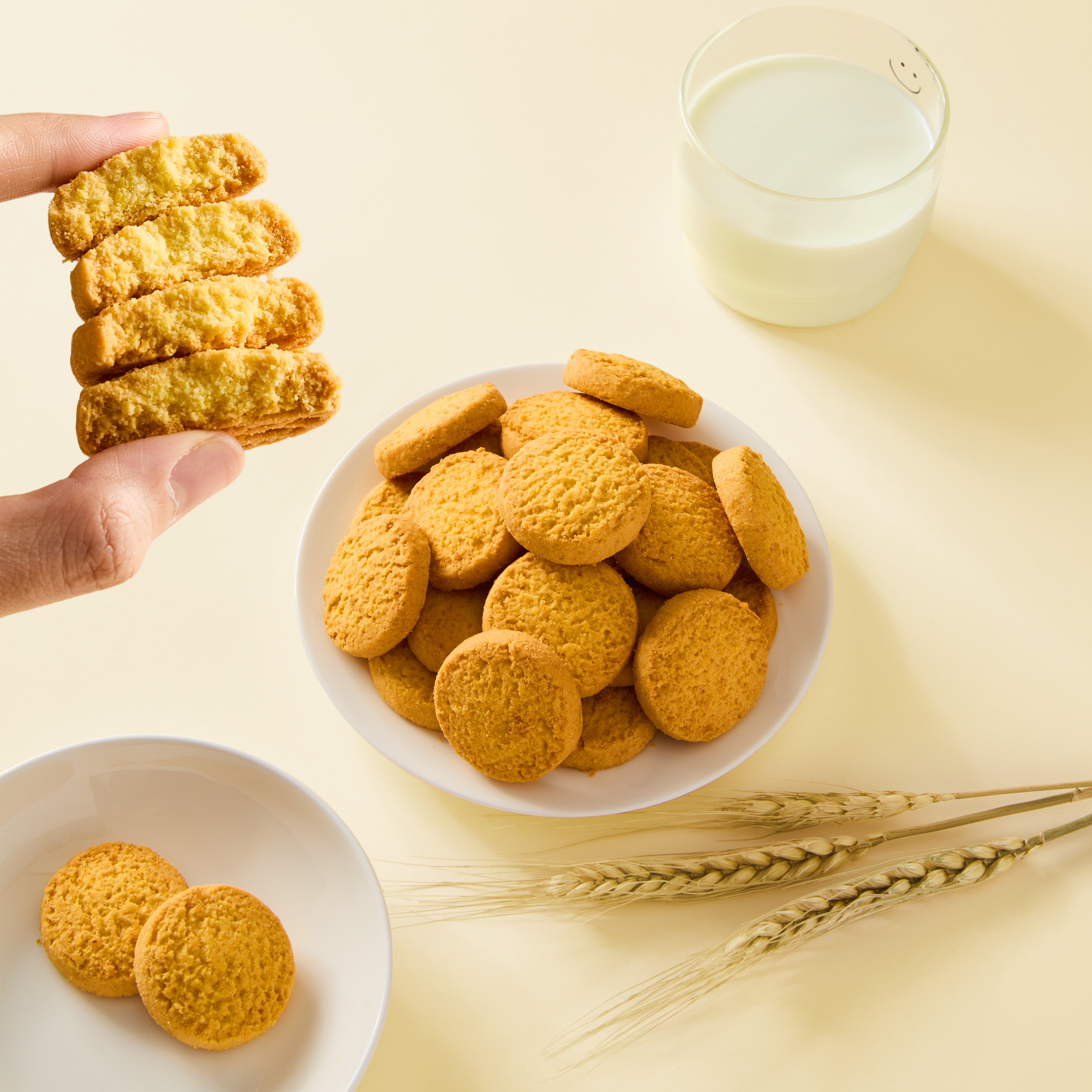 Crunchy Texture Butter Coconut Crispy Cookies High Energy Food For Kids