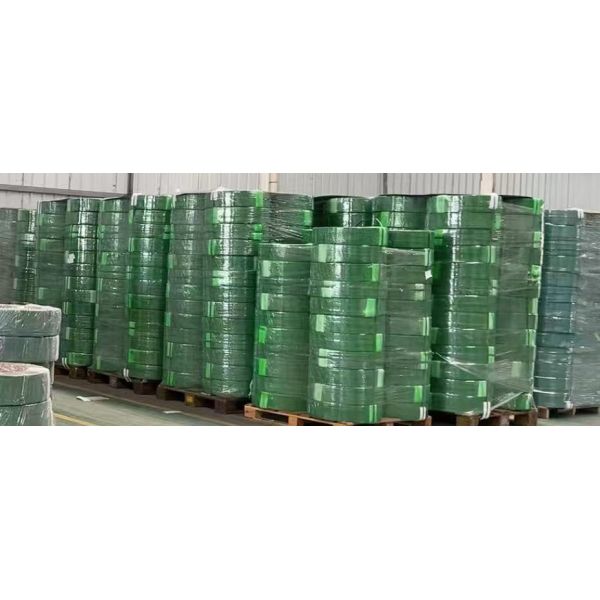 High-speed PET plastic steel belt 16mm manual PET packaging belt with 100% scrap material production