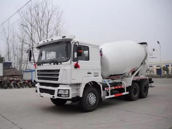 Construction Concrete Mixer Truck With Core Engine Component