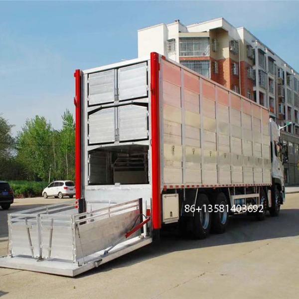 Custom Dongfeng 6x2 8x4 Lhd Rhd Constant Temperature Pig Transportation Crate Pig Transport Truck