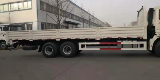 Подержанный Foton Sinotruk Howo 6X4 4x2 15T 18T подержанные грузовики боковые ограждения грузовик грузовик грузовик