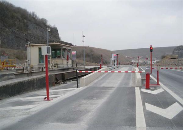 Full Steel Surface Mounted Weighbridge , Truck Weight Scale 5 - 10kg Accuracy