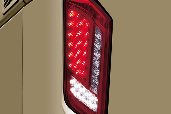 12m Golden Dragon Coach Bus 24-54 Seats 375HP Euro 4 XML6129J15S1