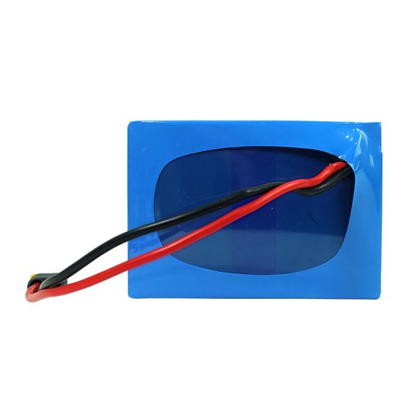 Portable 7-cell 30A battery pack for small electronic devices