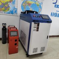 La machine de soudage à laser portable 3 en 1 pour le soudage et le nettoyage de la machine de coupe 1500W 2000W 3000W