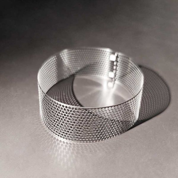Chemical Etched Metal Meshes with Tight Tolerance & Diverse Customization for the Mexican Market