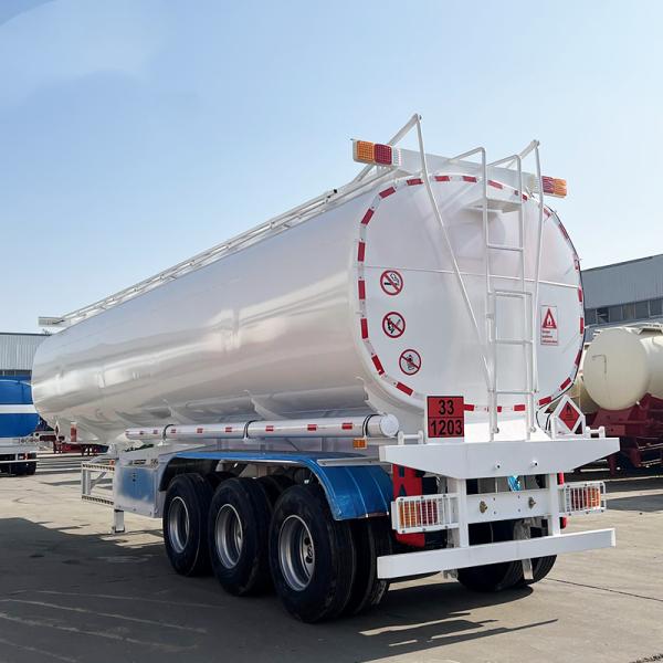 3 Axle Carbon Steel Tank Semi Trailer with 45 000 Liter Capacity and 5 Optional Cabins