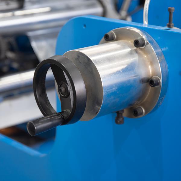 380V Voltage automatique de qualité de l'aluminium de la maison de la feuille de re-enroulement machine entièrement automatique