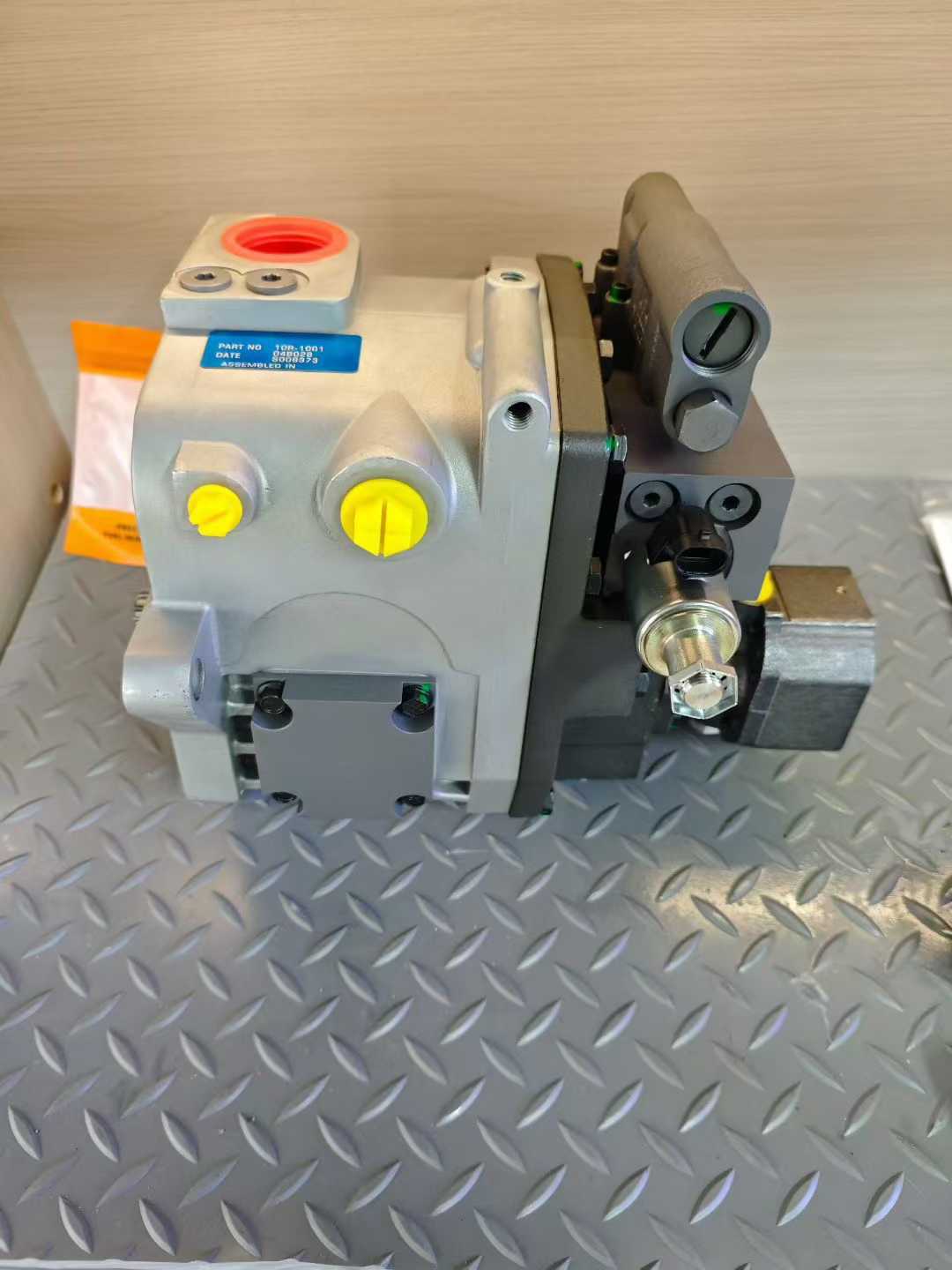 10R-1001 Reman Unit Injector Hydraulic Pump for CAT 3412E C30 C32 HEUI Hydraulic Pump
