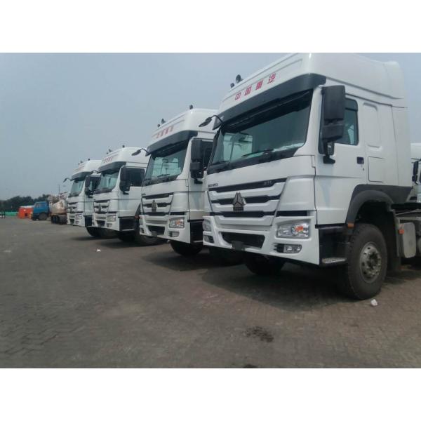 Sinotruck Howo 336 371 420 hp Tractor Head 6X4 6x2 10 Wheel Truck,White color