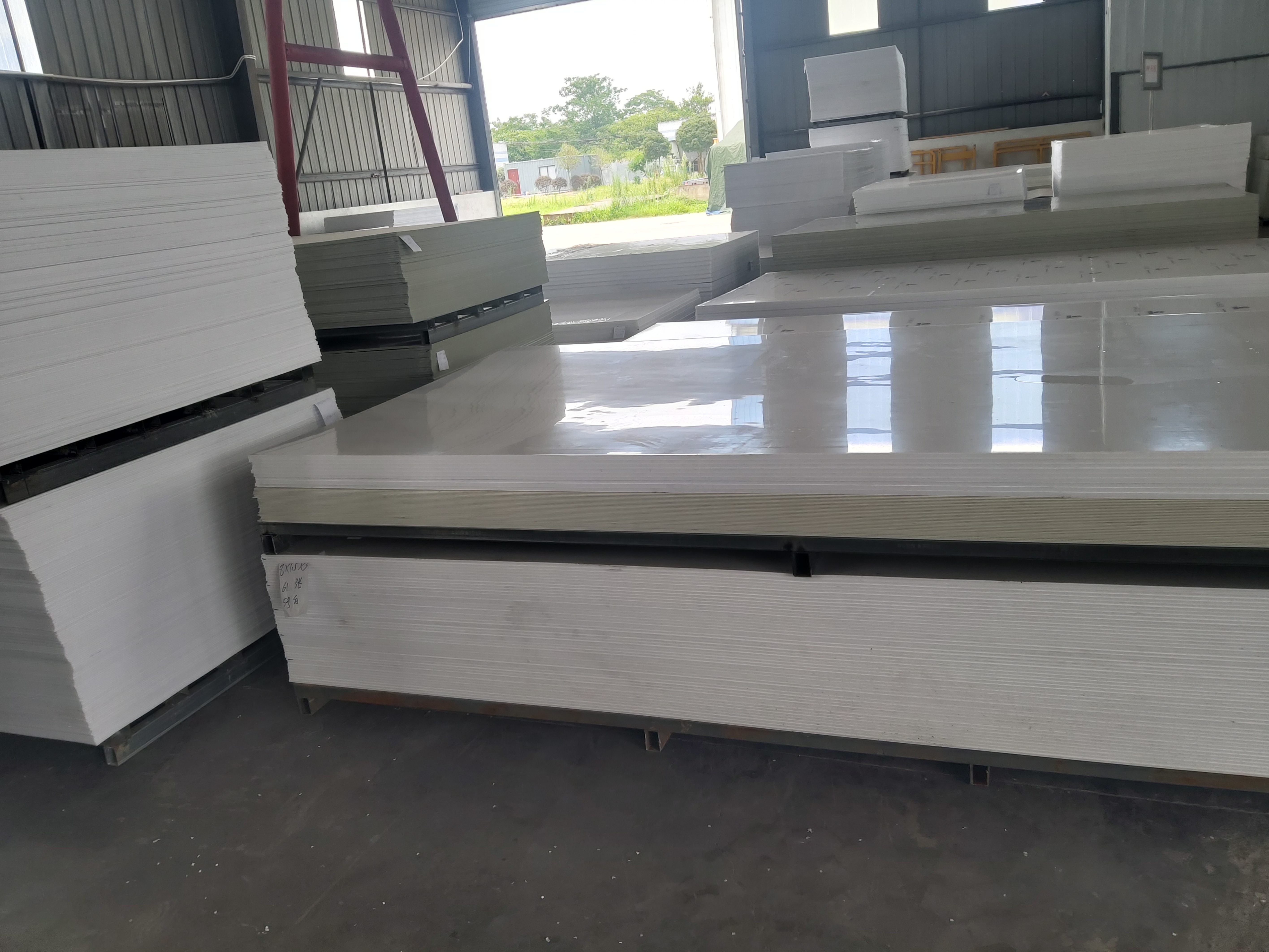 Modified UV Poly Propylene Plastic Wall Panels Laminate Sheets Corrosion