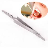 Des supports orthodontiques essentiels pour les kits orthodontiques