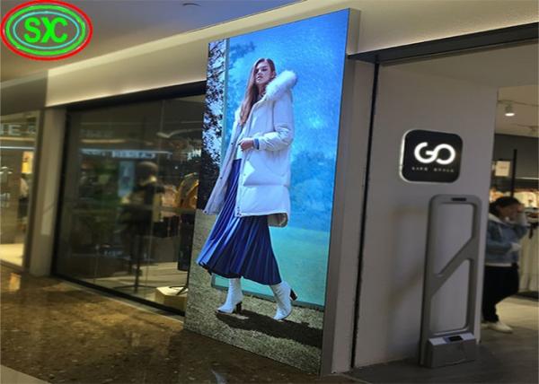 Cartaz móvel do diodo emissor de luz do serviço P2.5 Digitas da parte dianteira do ímã