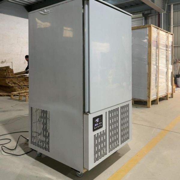 Custom Commercial Blast Chiller Refrigerator for Kitchen 46x66cm Pan