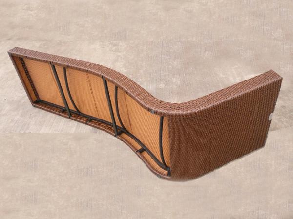 Modern Luxury Comfortable Wicker Rattan Sun Lounger For Poolside