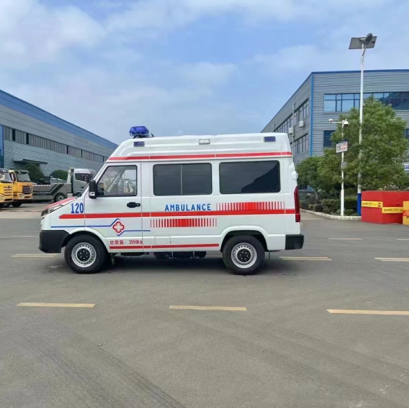 Iveco Ambulance 2800 мм грузовики скорой помощи с колесной базой с номинальной мощностью 90 kW и вагой 3550 кг