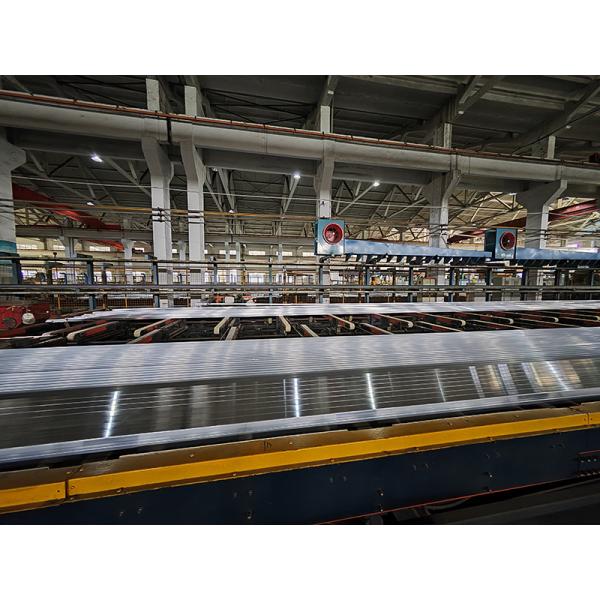 Покрытие порошка коммерчески алюминиевого штранг-прессования профиля ненесущей стены электростатическое