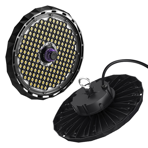 Un OVNI de 4000K à haute lumière