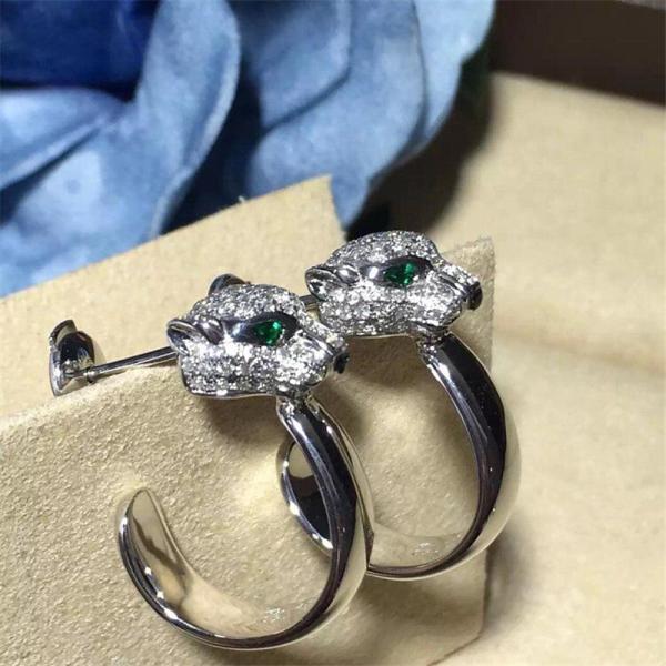 C leopard Diamond Earrings 18k gold  white gold yellow gold rose gold bracelet  Jewelry factory in Shenzhen, China