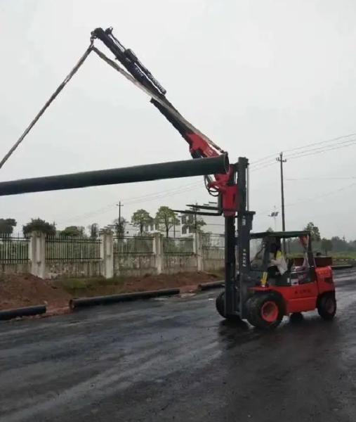 Heavy Duty 5 ton Diesel All Terrain Forklift with Lifting Tools and Telescopic Handler