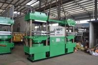 Machine de fabrication de joints et d'essuie-glace pour voitures/machine de moulage par compression de caoutchouc