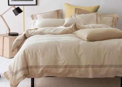 Straight Line Embroidered Solid Duvet Covers , Color Customized Home Duvet Covers