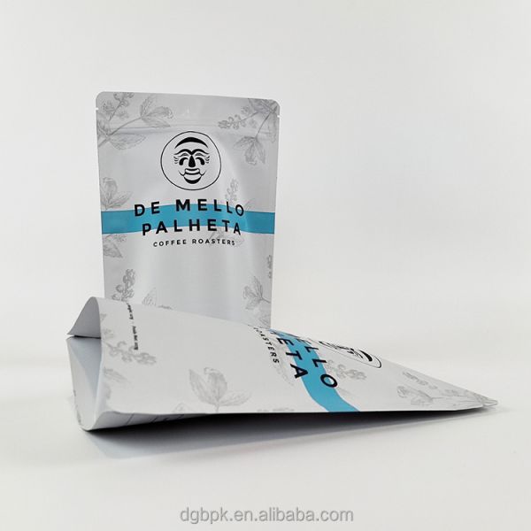 Custom Printed 250g 500g 1kg Stand up Pouch with Valve Moisture Proof Reusable Zipper Top BTP Aluminum Coffee Tea Packaging Bag