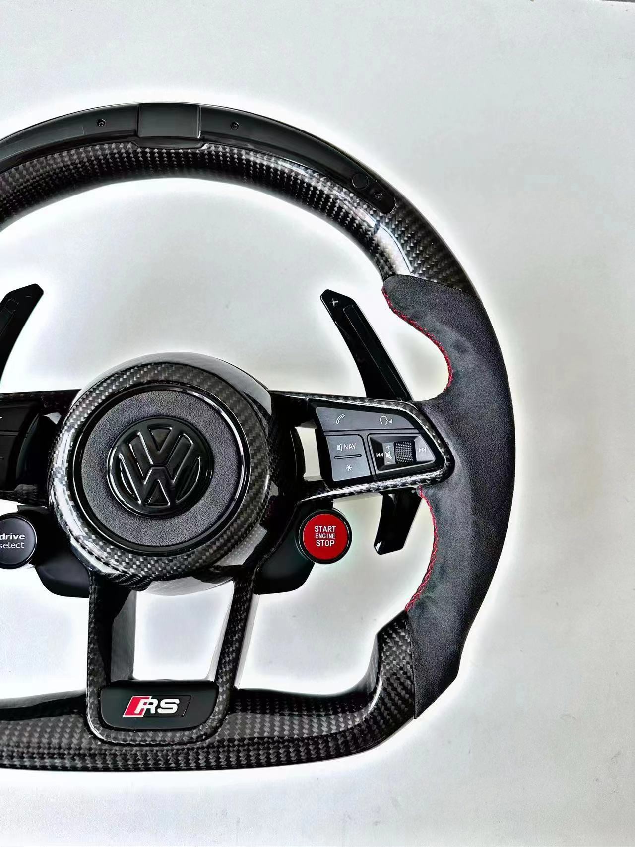 Versatile Volkswagen R8/RS/GTI/Golf R Multi-Function LED Steering Wheel MQBPQ Support