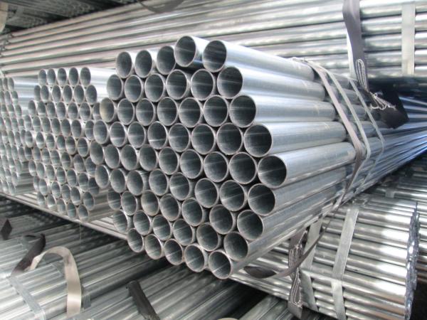 Anti Corrosion Galvanized Round Tubing , Straight Welded Pipe For Construction