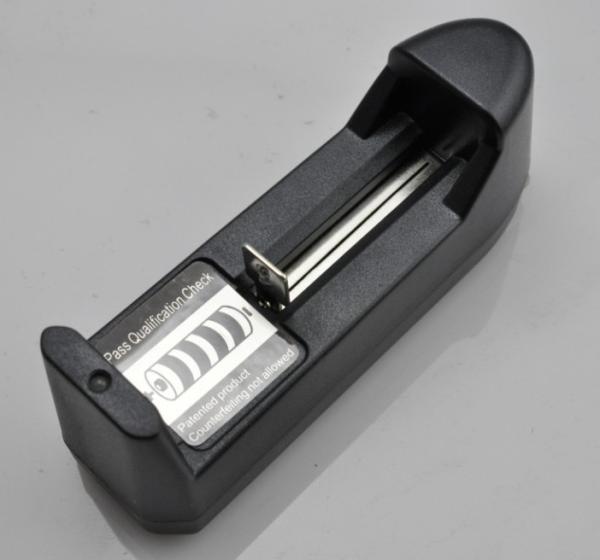 Universal Wall Charger for 18650 14500 16340 Rechargeable 3.7V Battery